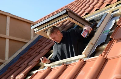 Pose de fenêtres de toit Velux à Laprugne